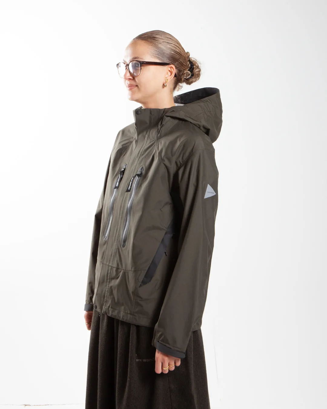 and wander 2.5L Hiker Rain Jacket Dark Khaki