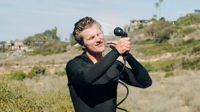 Beachbox Shower Tank