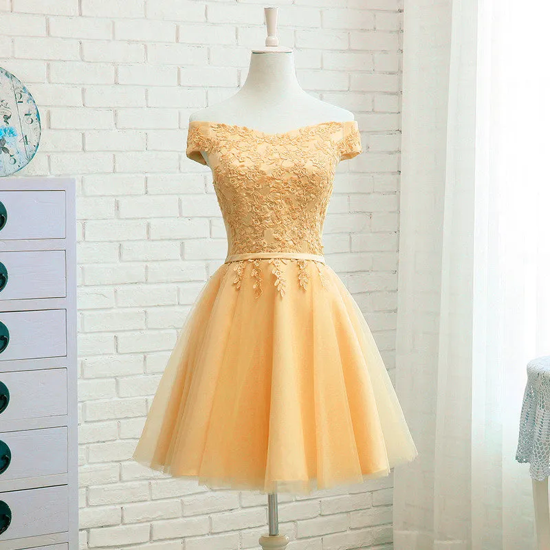 Champagne Tulle Short Lace Applique Bridesmaid Dress, Short Prom Dress Homecoming Dress