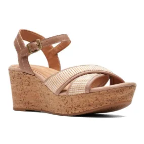 Clarks Women's Elleri Plum Wedge Sandal Praline