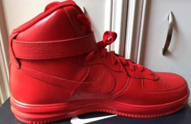 New Nike Air Force 1 Lunar ID Nikeid All Red October Rar...