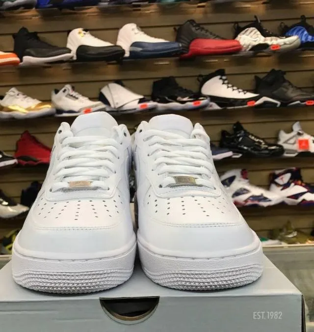 NIKE AIR FORCE 1 LOW MENS CLASSIC OG WHITE ALL LEATHER C...