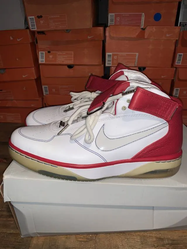 NIKE AIR FORCE 25 WHITE RED SIZE 11.5