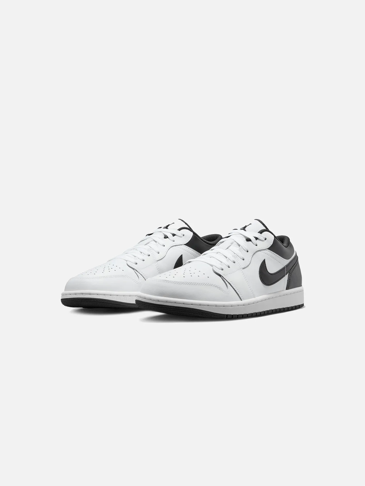 NIKE Air Jordan 1 Low  