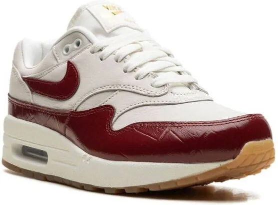 Nike Air Max 1 LX 