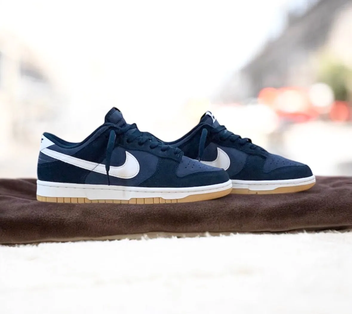 NIKE DUNK LOW NAVY WHITE GUM BOTTOM