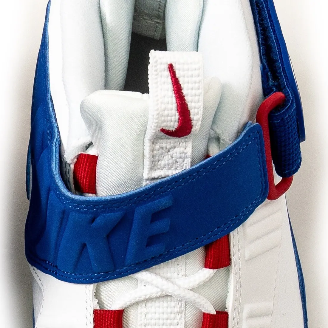 Nike Men Air Griffey Max 1 (white / old royal-gym red)