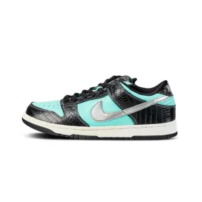 Nike SB Dunk Low Diamond Supply Co.