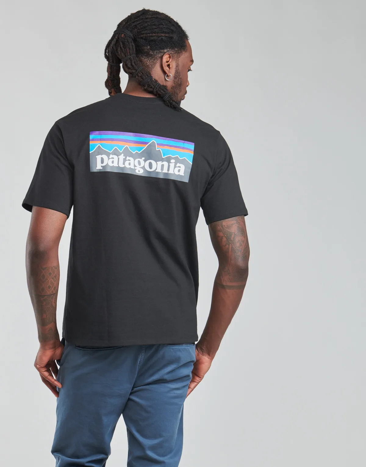 Patagonia M's P-6 Logo Organic T-Shirt