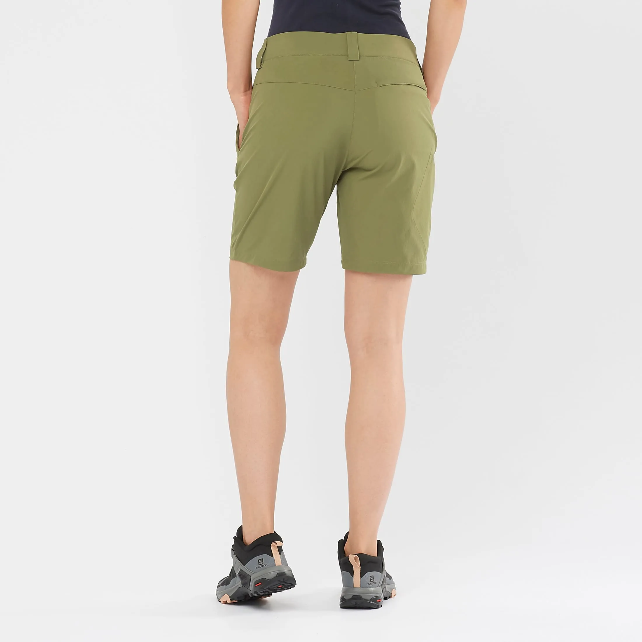 Salomon Women's Wayfarer Shorts Martini Olive | Buy Salomon Women's Wayfarer Shorts Martini Olive here | Outnorth