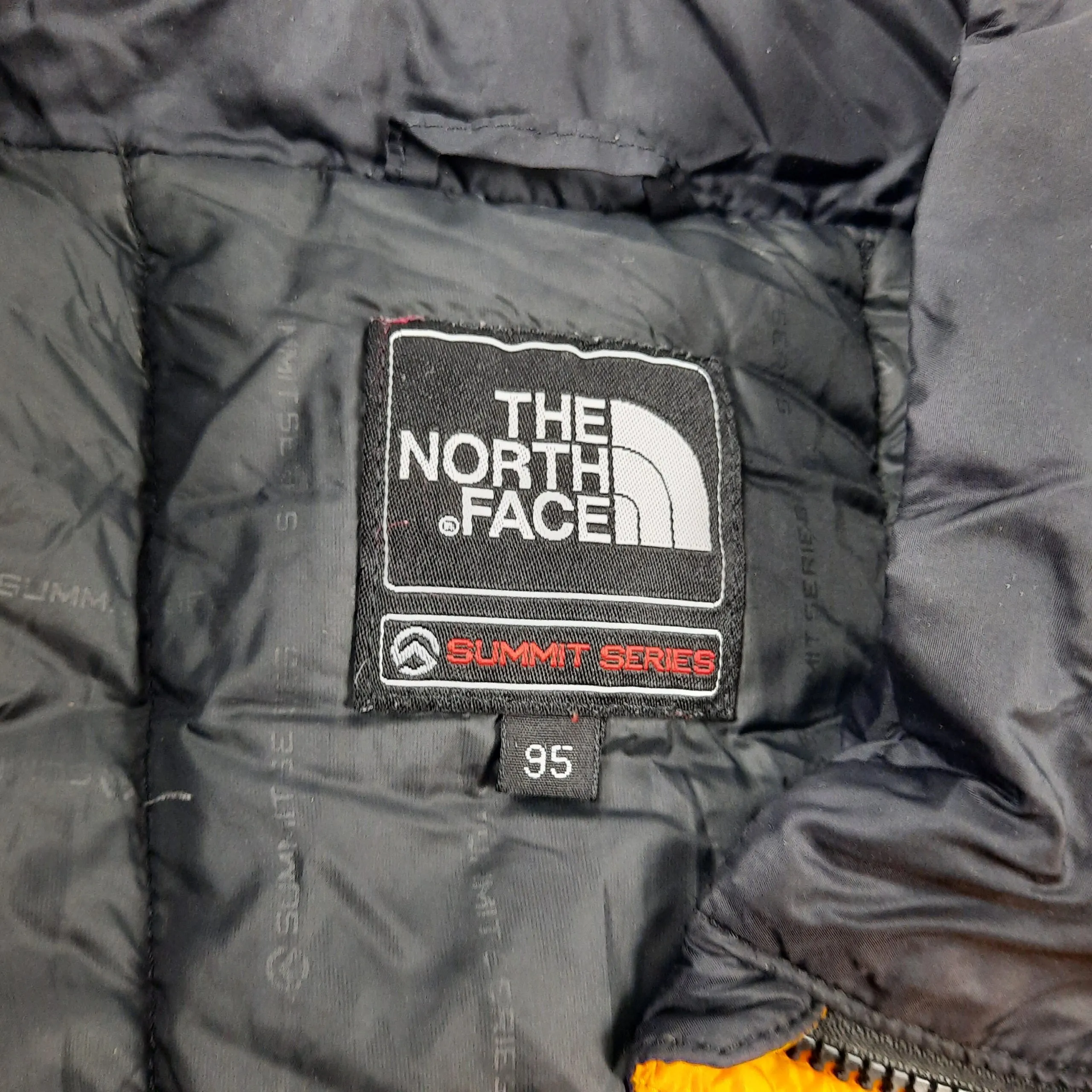 The North Face 800 - Authentic Luxury Designer