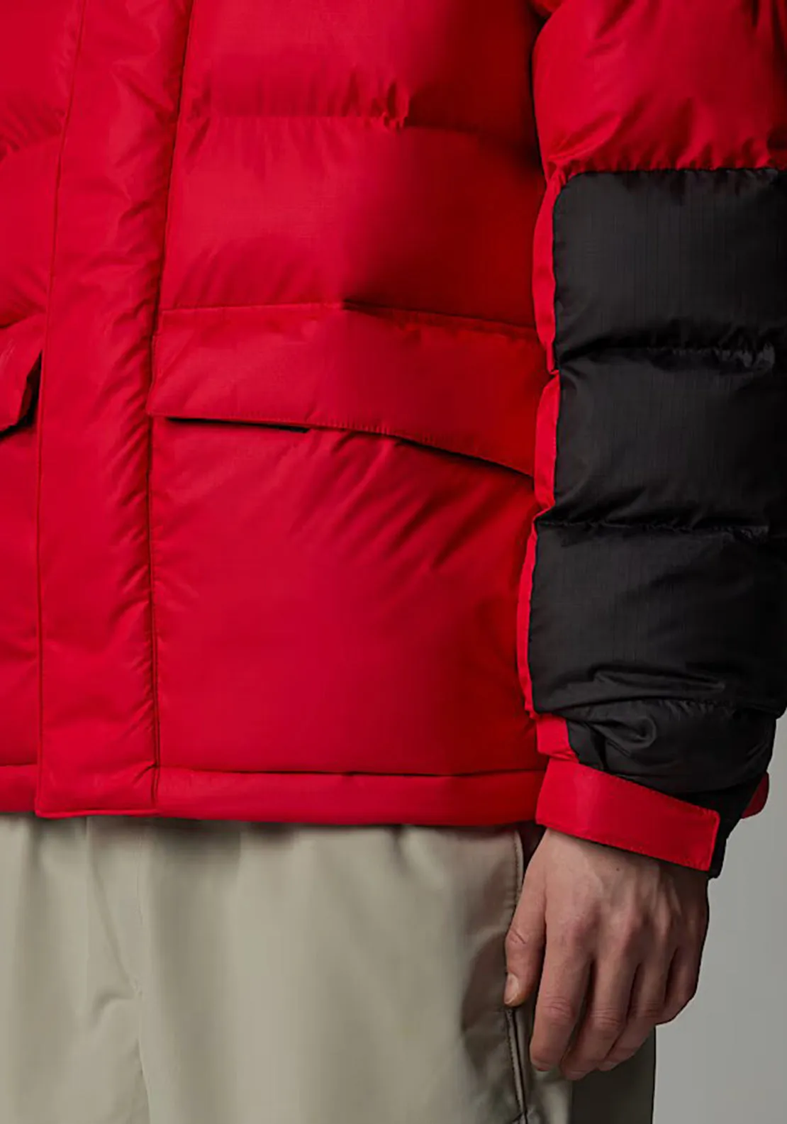 The North Face Men’s Limbara Insulated Jacket, Red & Black