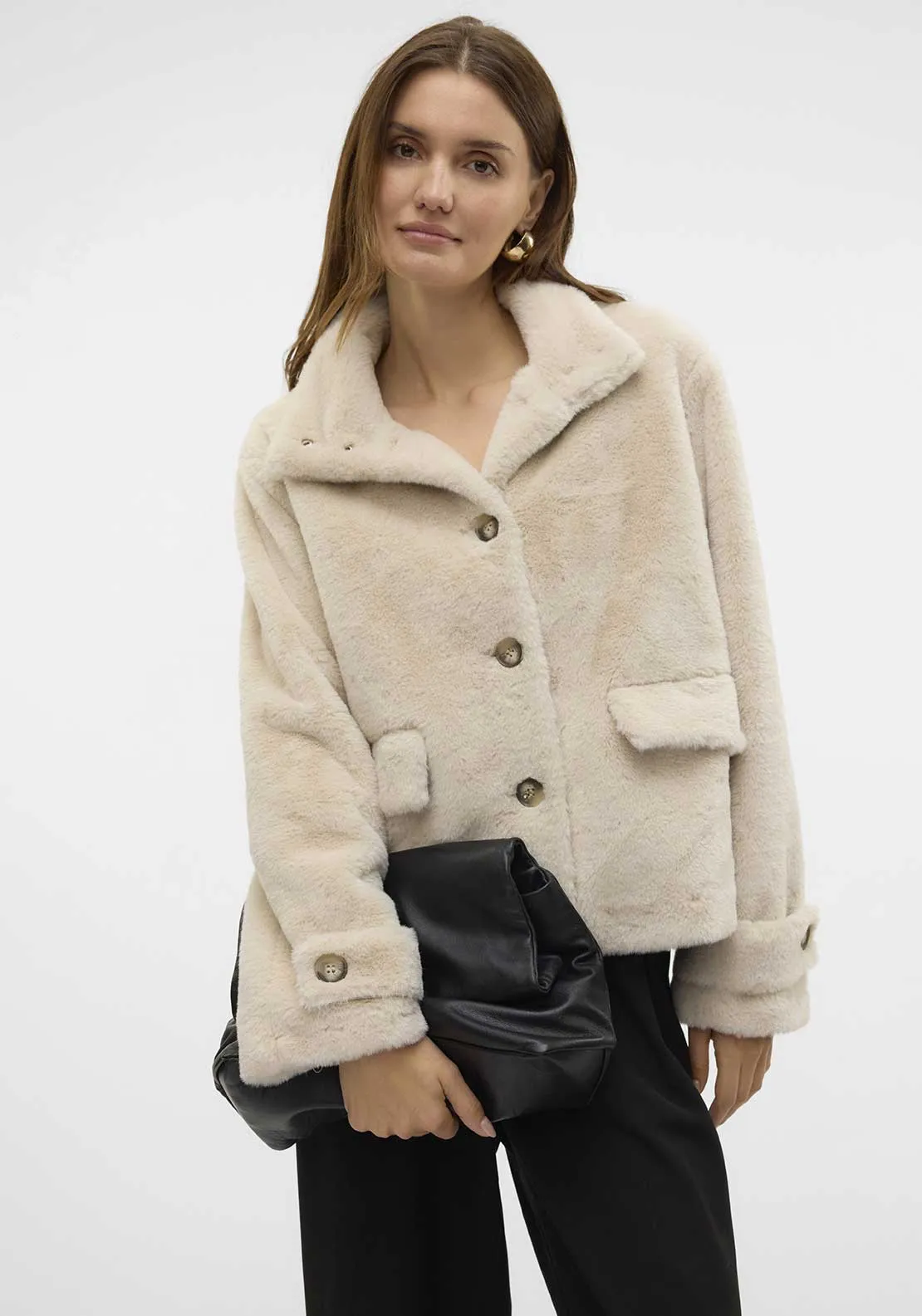 Vero Moda Sonjaeva Faux Fur Short Jacket, Beige